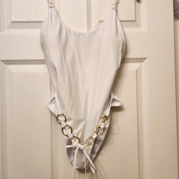 PQ SWIM Water Lily Link Belted One Piece - Picture 4 of 14